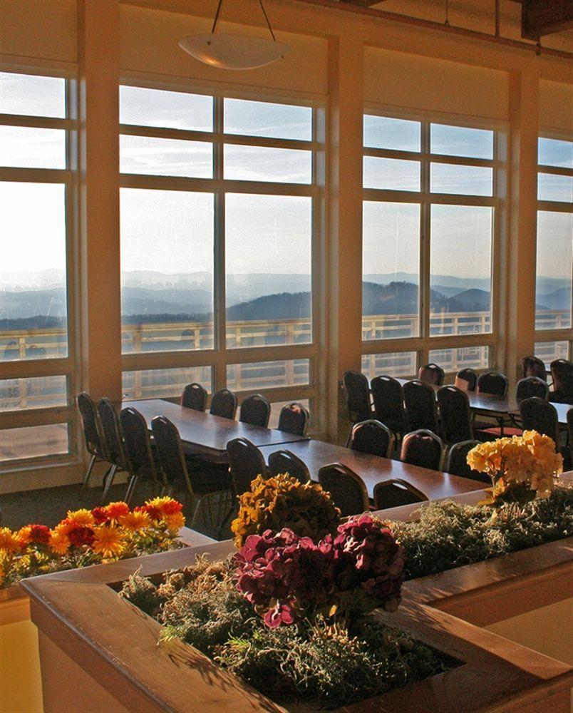 Art Of Living Retreat Center Hotel Bamboo Екстериор снимка